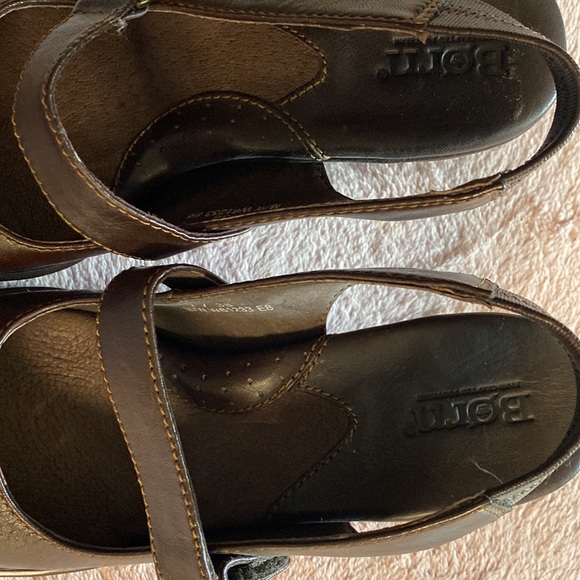 Born NWT heels have box very comfortable just wrong size Brown leather sz 7 - Picture 4 of 6